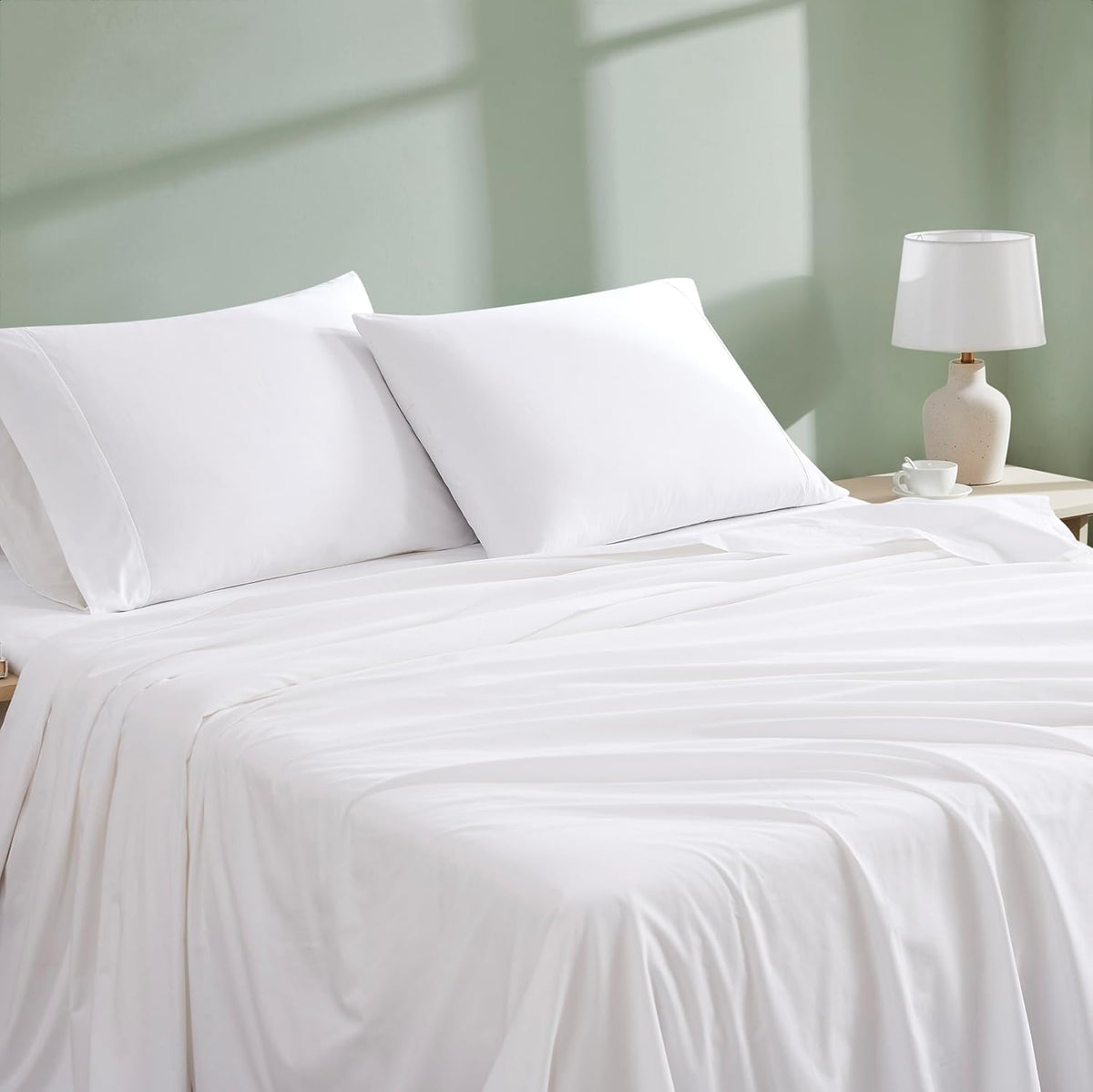 Linen Closet ensemble king face montrant apparence nette et blanche, confort respirant