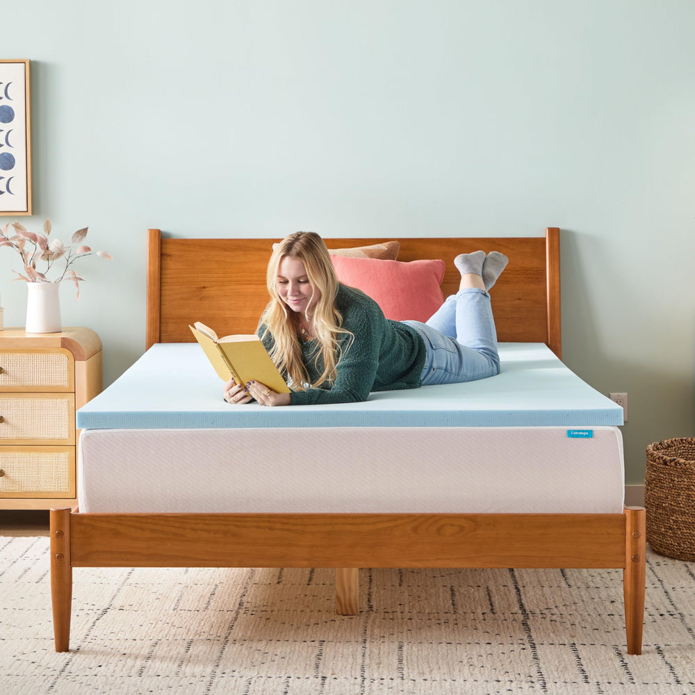 Linenspa surmatelas roulé compact démontrant simplicité d'expédition et d'installation