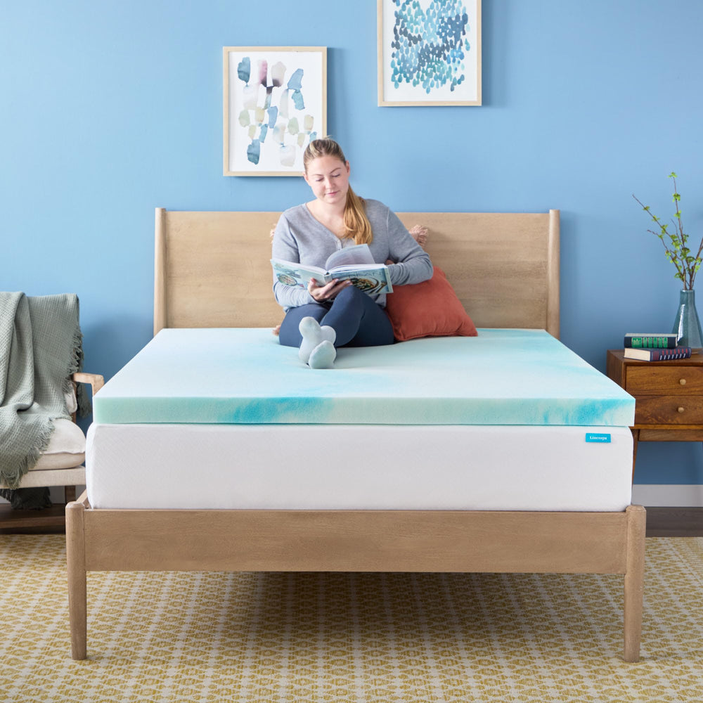 Linenspa surmatelas posé sur matelas montrant différence de confort