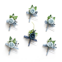 Ling's Moment ensemble de 6 boutonnières Dusty Blue, look coordonné