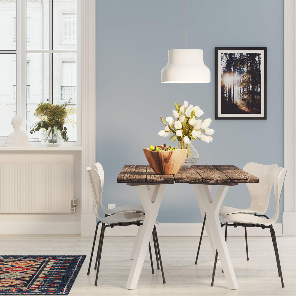 Lipper International bol acacia posé sur table dressée, centre de table chaleureux