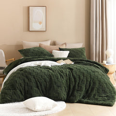 Litanika gros plan sur la polaire crystal fleece offrant une douceur chaude