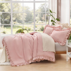Litanika couette installée sur lit démontrant gonflant et couverture