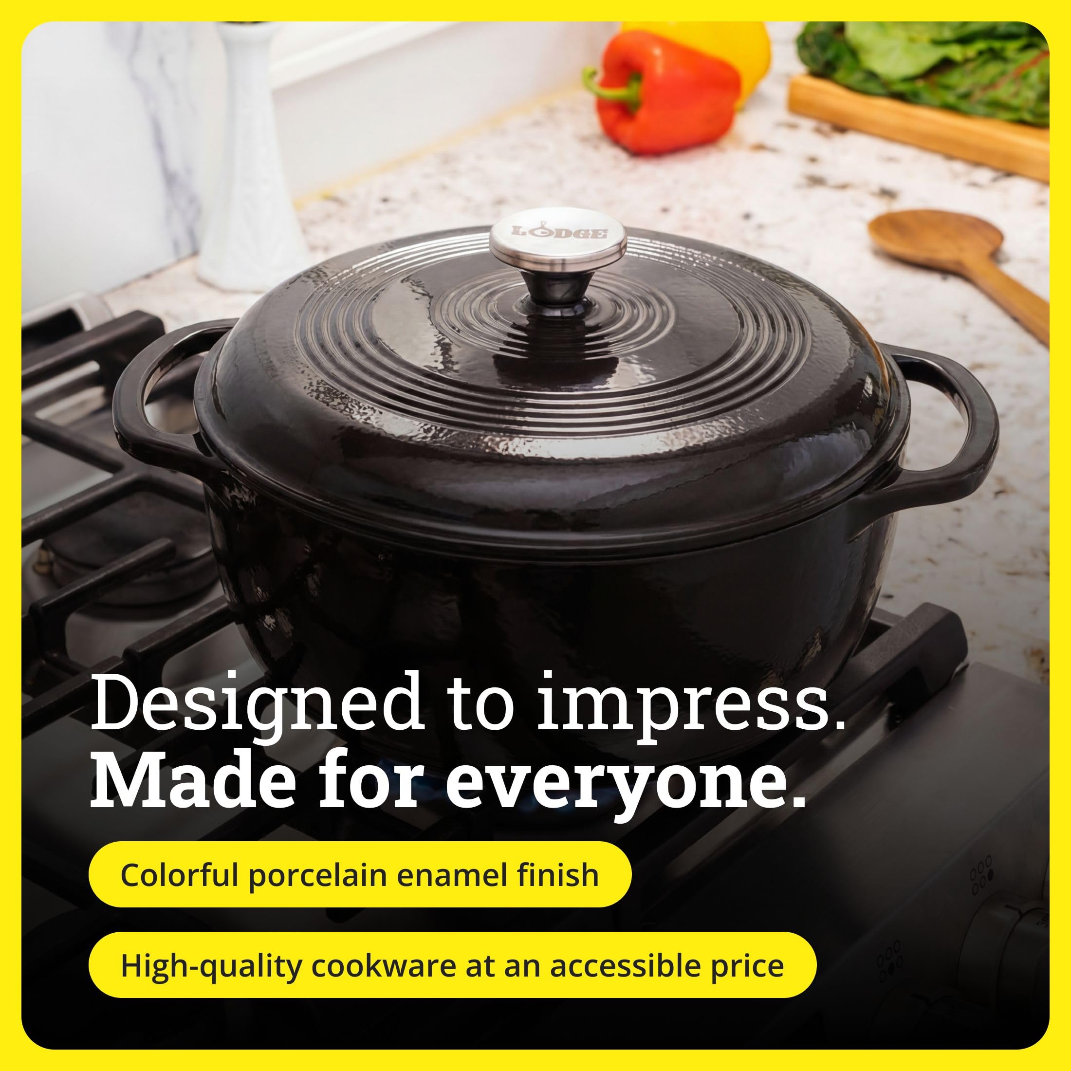 Lodge cocotte au four avec gratin illustrant polyvalence de cuisson