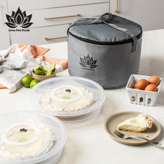 Lotus Fine Goods boîte ouverte contenant une tarte intacte