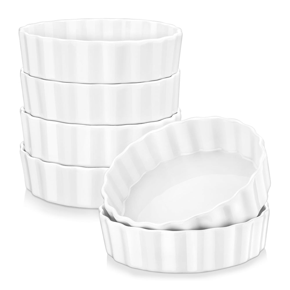 LOVECASA ramequin posé sur table décorée apportant touche élégante au repas