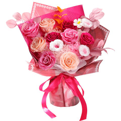 lovenfold bouquet de face montrant 12 roses préservées pour décoration durable