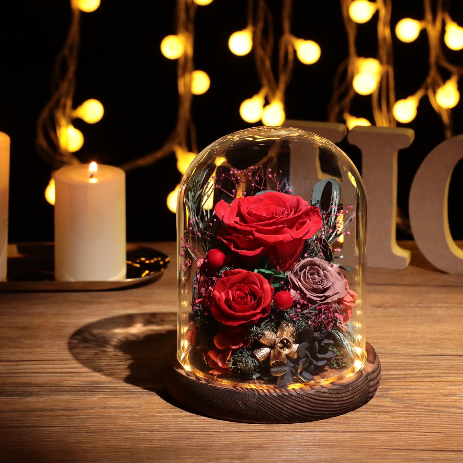 lovenfold dôme posé sur table salon ajoutant charme décoratif et romantique