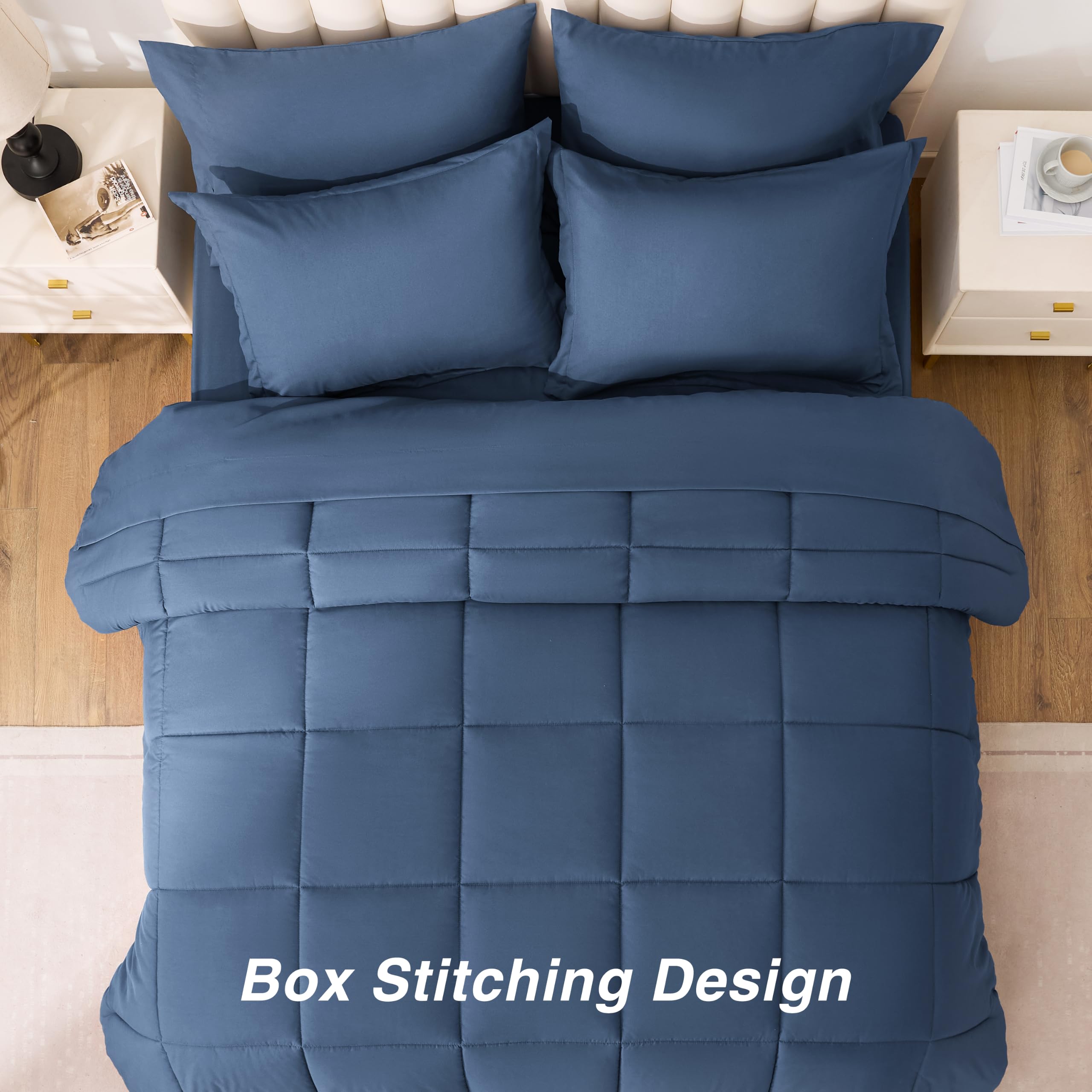 Love's cabin lit stylé Indigo Blue illustrant ambiance cosy et coordonnée