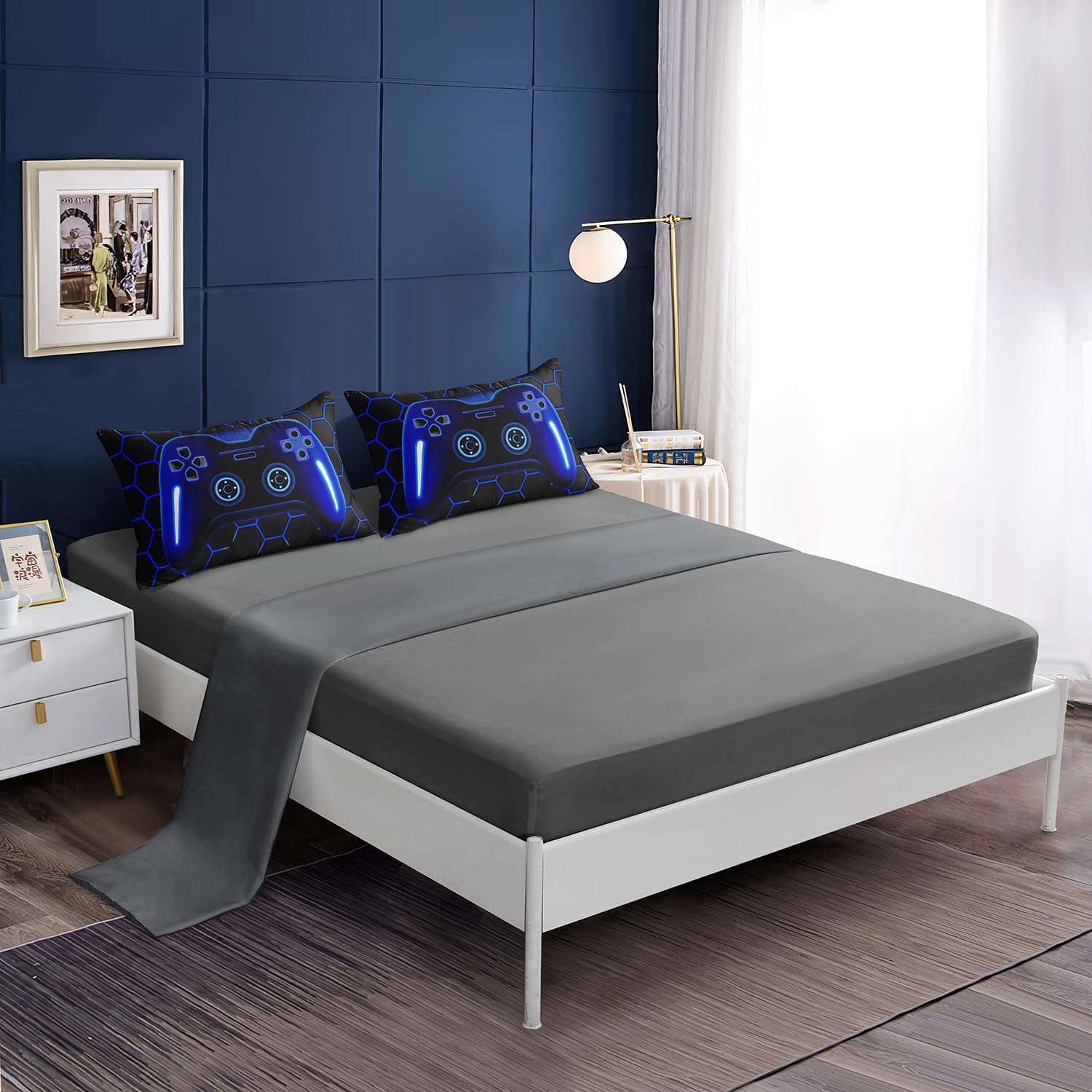 lris Bedding couette et draps installés offrant confort et ambiance gaming