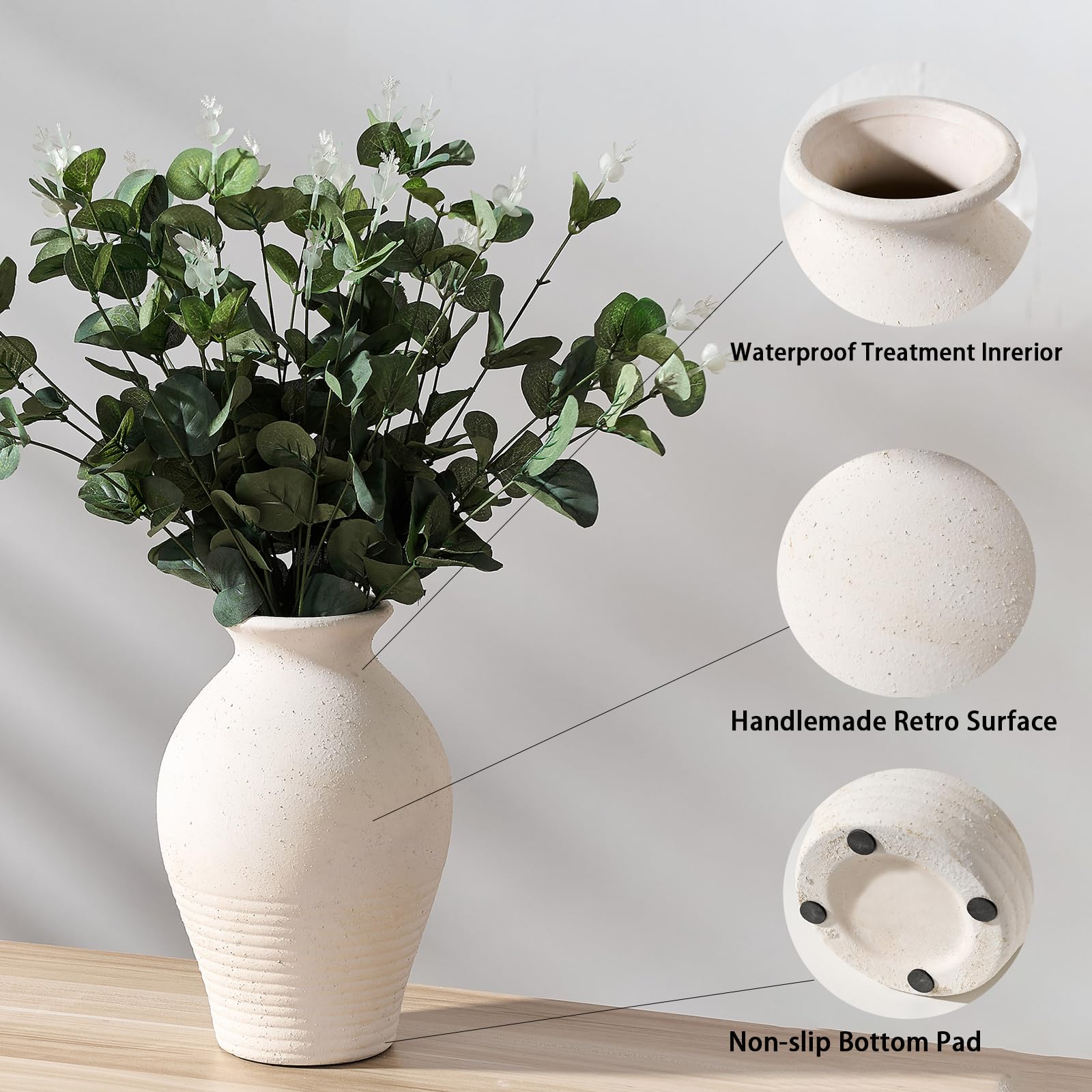 Vase LUKA posé dans un salon offrant chaleur et harmonie décorative