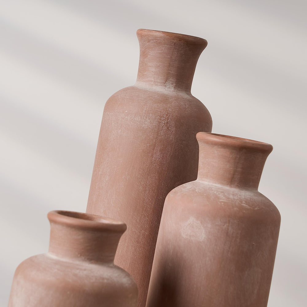 LUKA vases en situation salon harmonisant ambiance chaleureuse