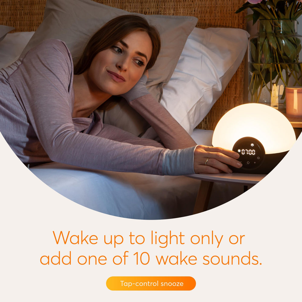 Lumie Bodyclock en usage le soir facilitant la détente avant sommeil