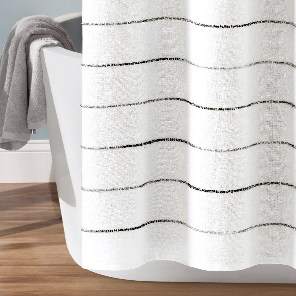 Lush Decor étiquette matière montrant mélange coton recyclé pour entretien simple