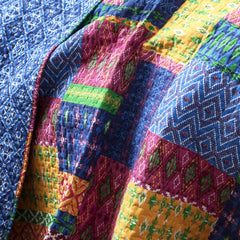 Lush Decor Misha verso motif losanges bleus, look plus discret et coordonné