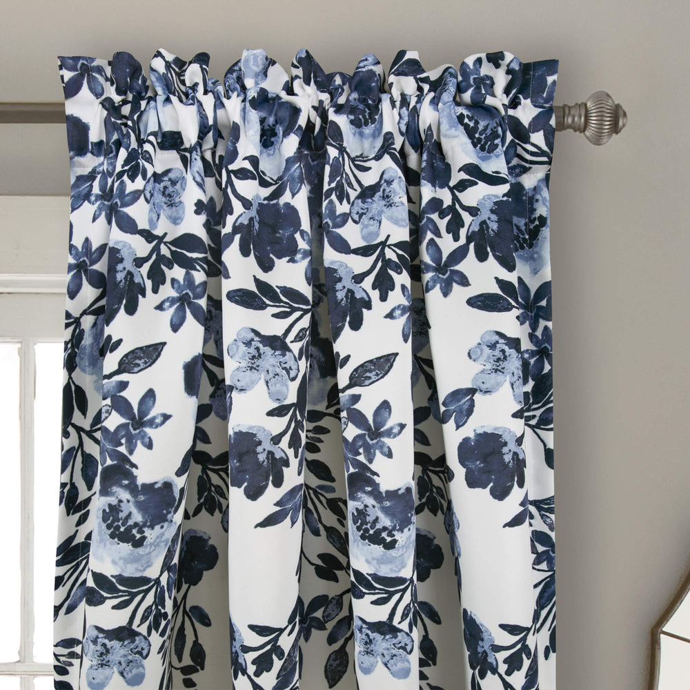 Lush Decor Tanisha gros plan sur l'impression vigne florale pour style