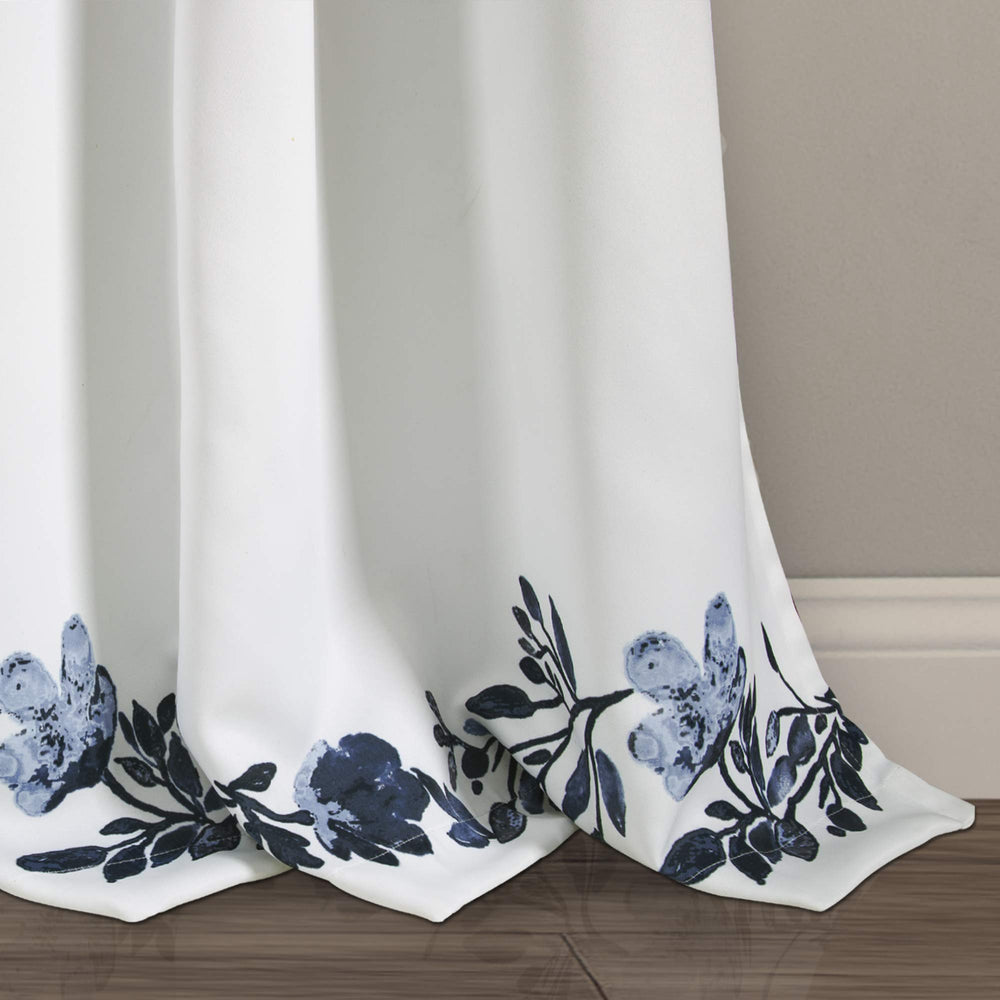 Lush Decor Tanisha panneau en place sur tringle montrant installation facile