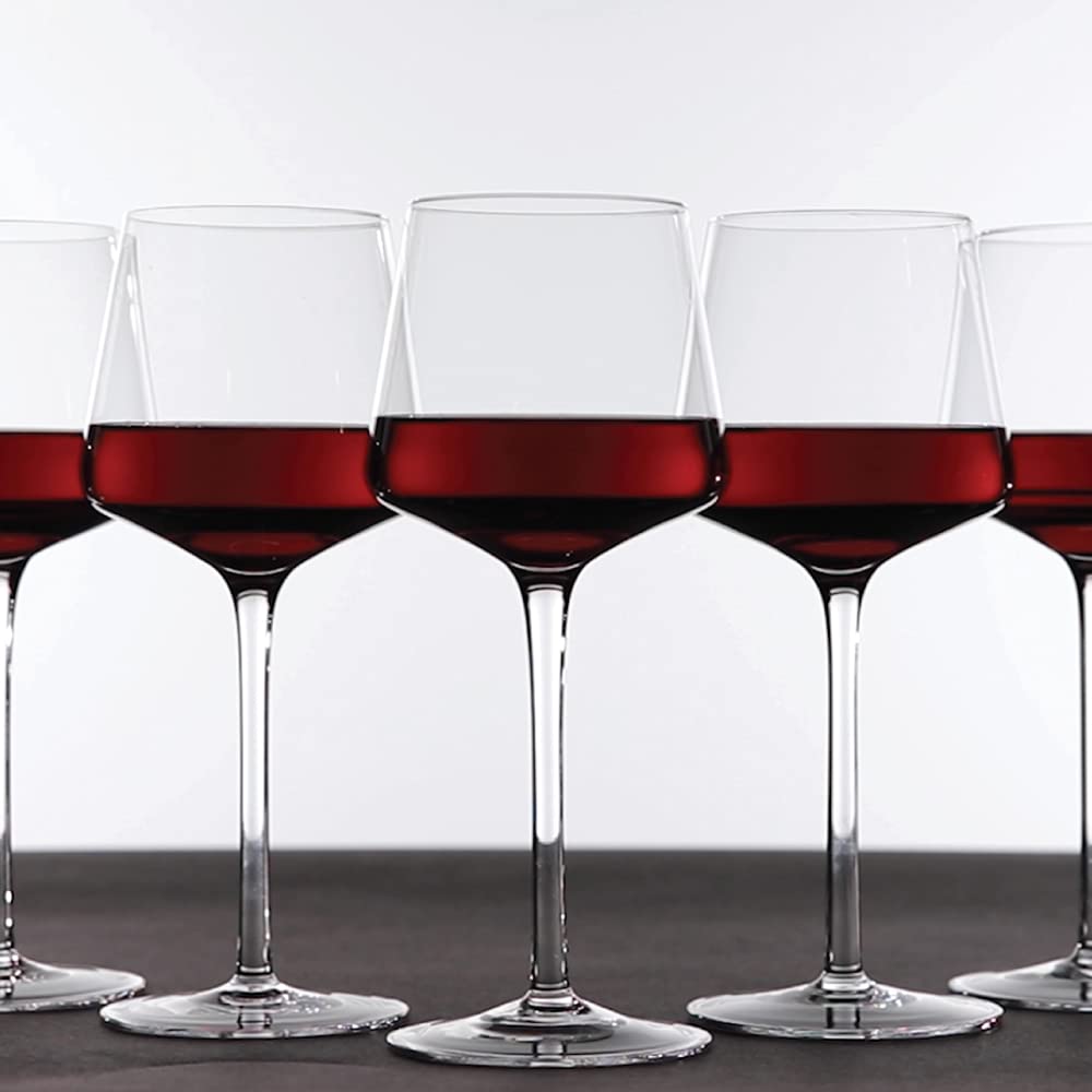 LUXBE verre en usage dégustation pour libérer arômes et saveurs