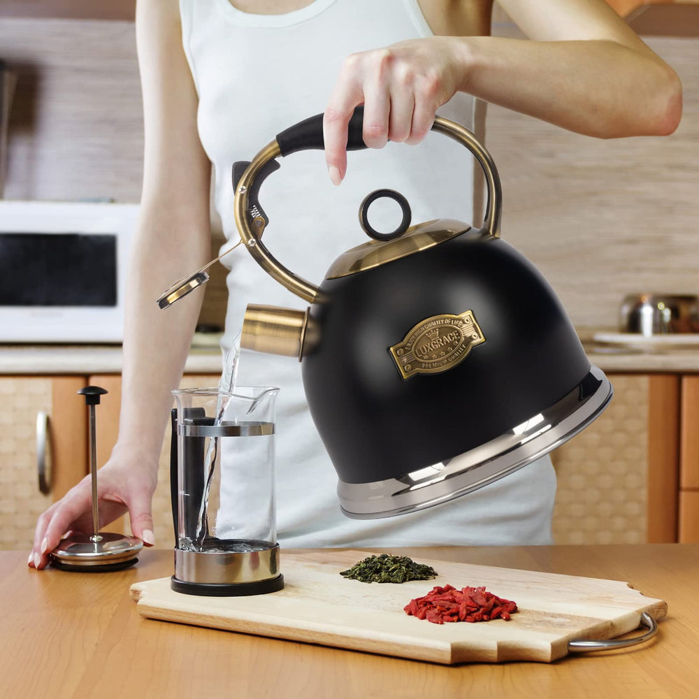 LUXGRACE bouilloire en cuisine lifestyle montrant intégration élégante