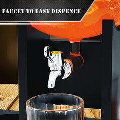 LuxuryBar détail motif football sur verre montrant qualité et style