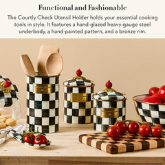 MACKENZIE‑CHILDS détail Courtly Check peint à la main, accent décoratif unique