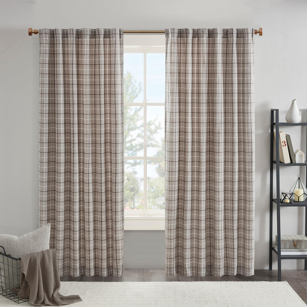 Madison Park vue de face du panneau plaid apportant chaleur décorative
