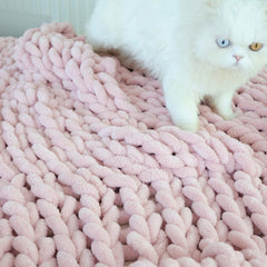 Maetoow plaid face rose pâle montrant style décoratif et confort