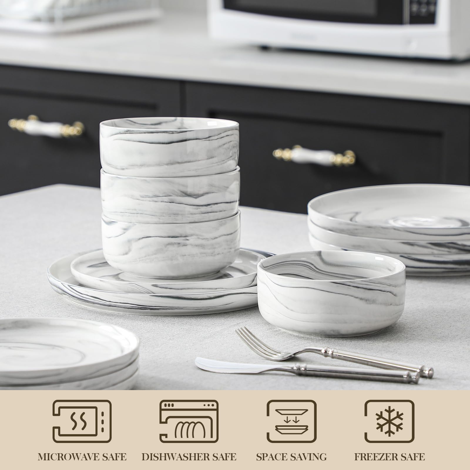 MALACASA assiettes empilées illustrant gain de place et rangement facile
