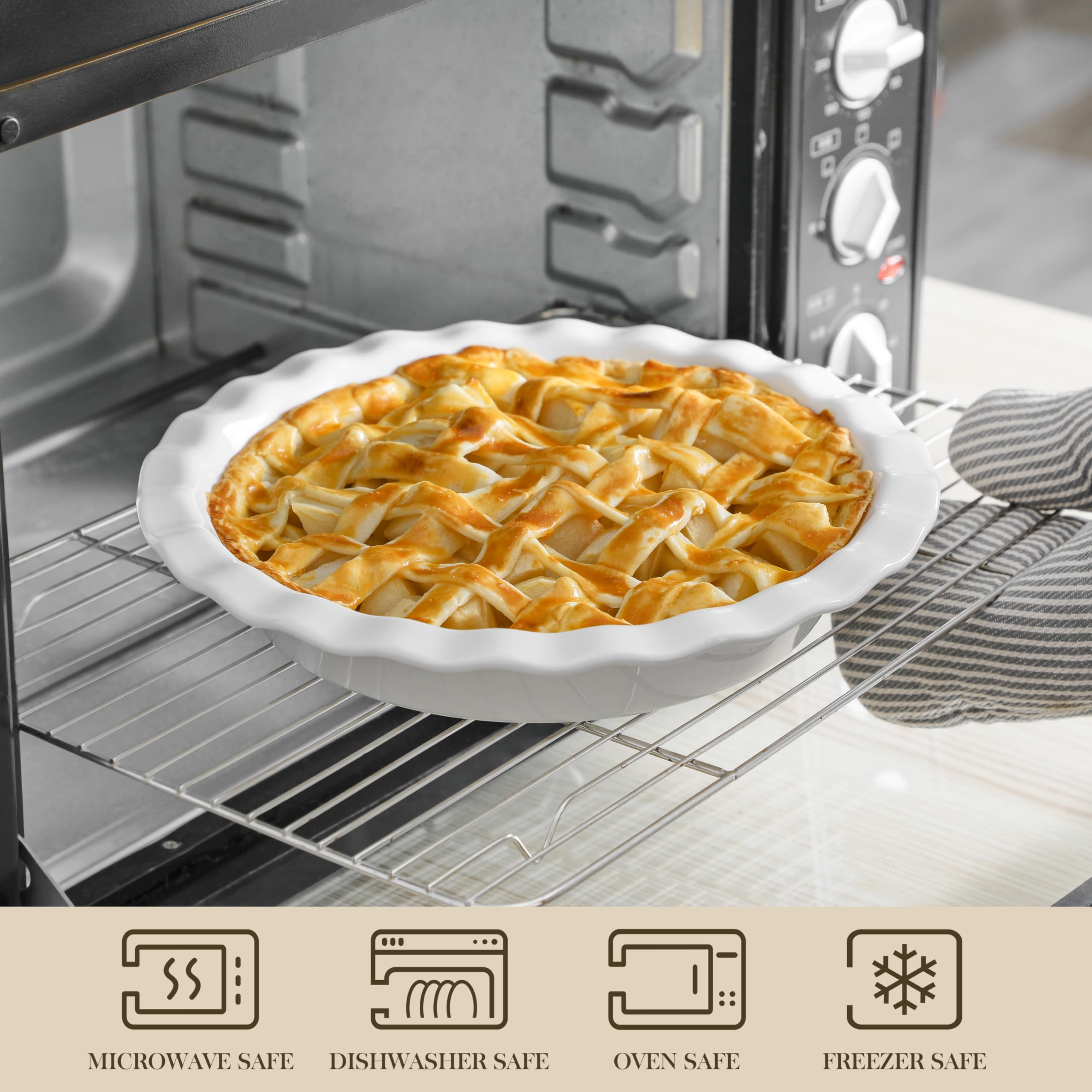 MALACASA plat en usage avec tarte fraîche sorti du four