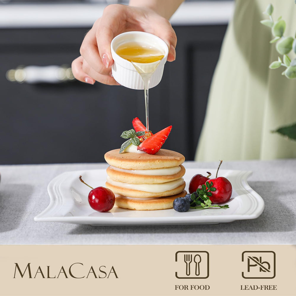 MALACASA ramequins remplis de sauces assorties, présentation nette en table