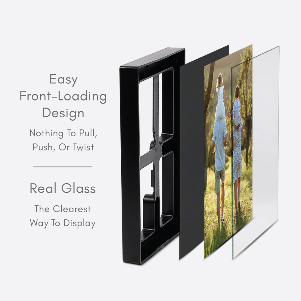 MANTELLO ESSENTIALS comparaison d'échelle avec une main pour visualiser la taille