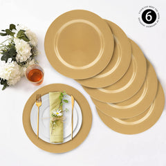 MAONAME chargeur posé avec assiette et couverts valorise la table