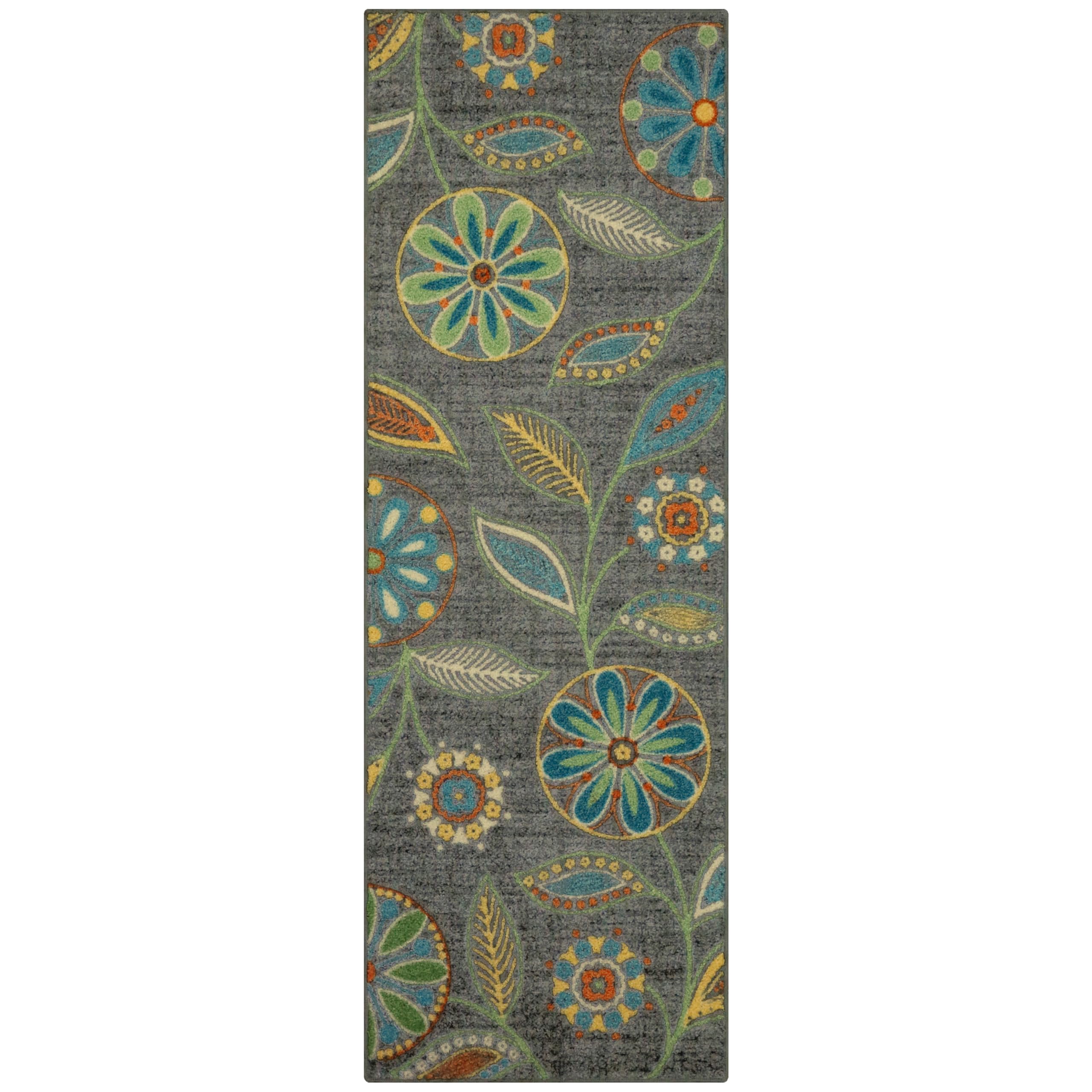 Maples Rugs Reggie vue frontale sur fond gris foncé offrant attraction visuelle