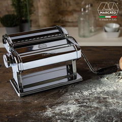 MARCATO Atlas 180 gros plan sur rouleaux anodisés garantissant pâte lisse