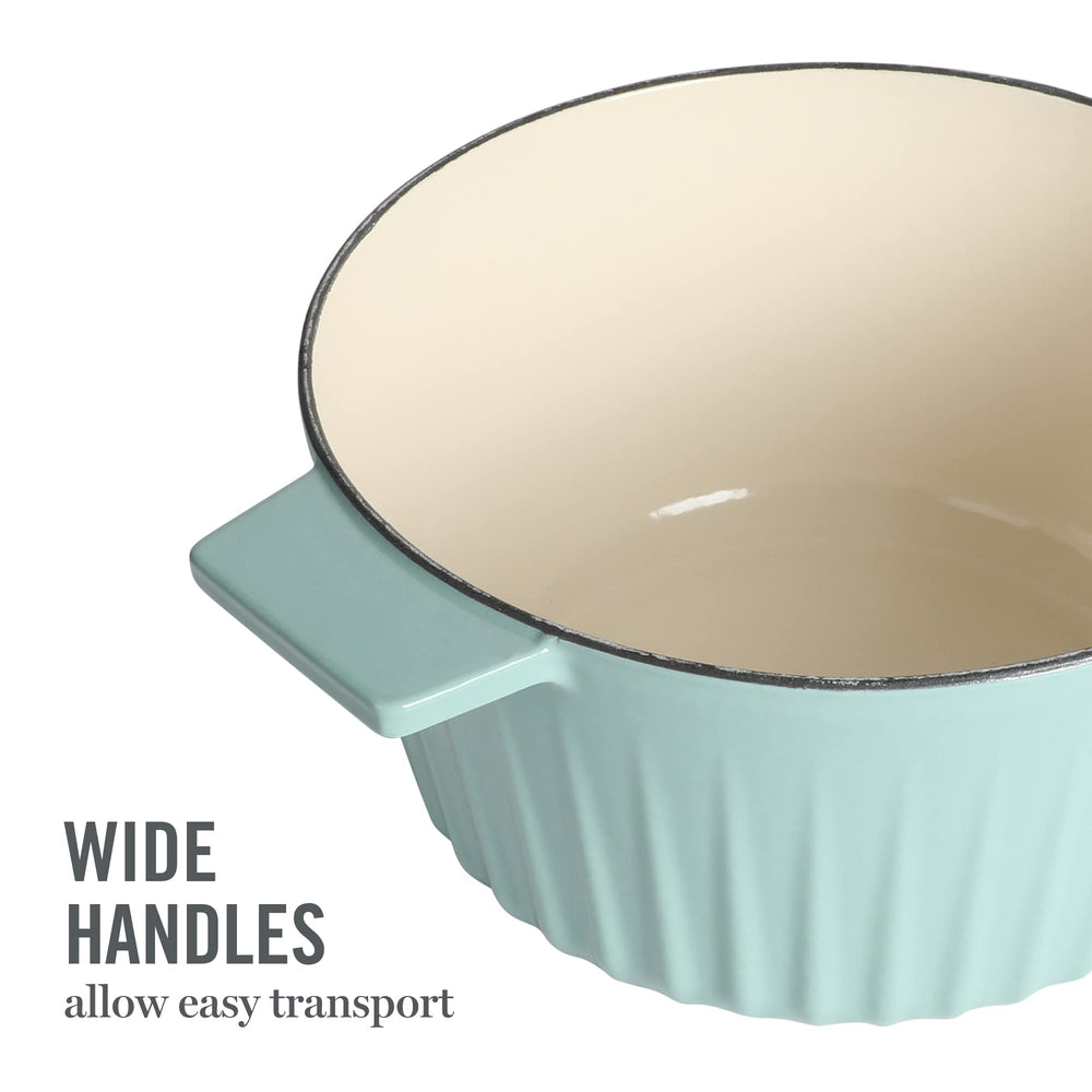 Martha Stewart cocotte en usage mijotage cuisson homogène et polyvalence