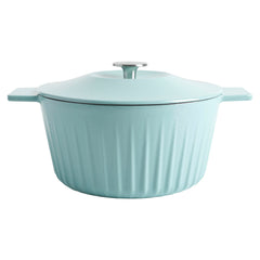 Martha Stewart cocotte Eastholm face bleu Martha présente et performante