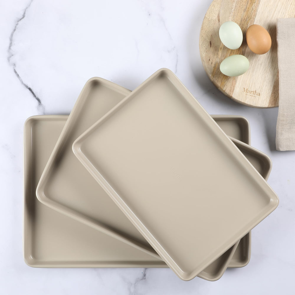 Martha Stewart mise en scène cuisine style taupe élégante et fonctionnelle