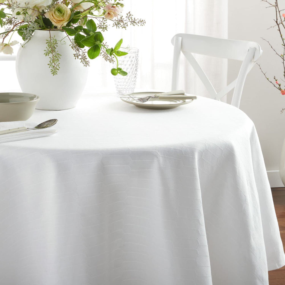 Martha Stewart gros plan motif honeycomb, texture visible et raffinée