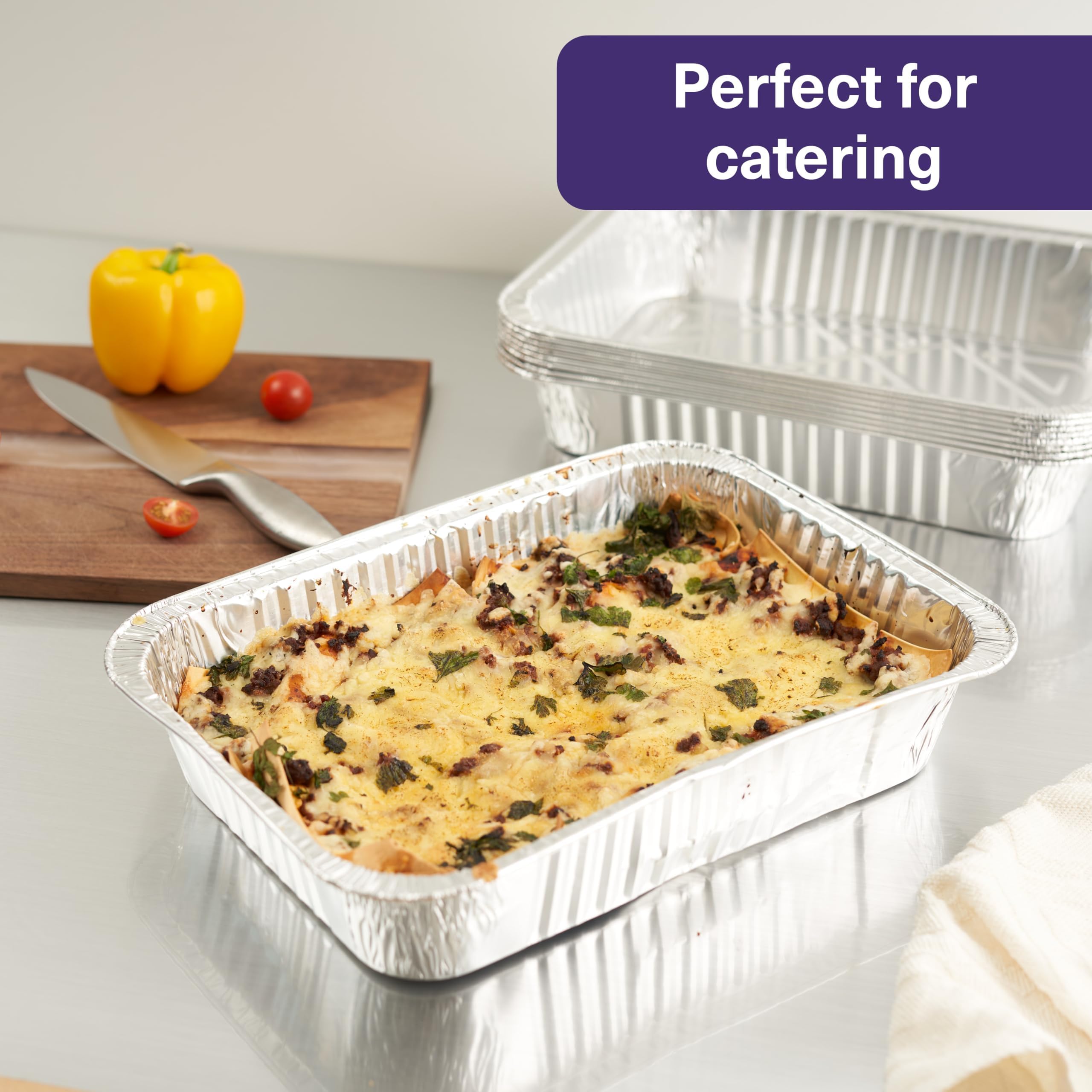 MATANA plat à l'échelle d'une main montrant dimensions pratiques pour portions
