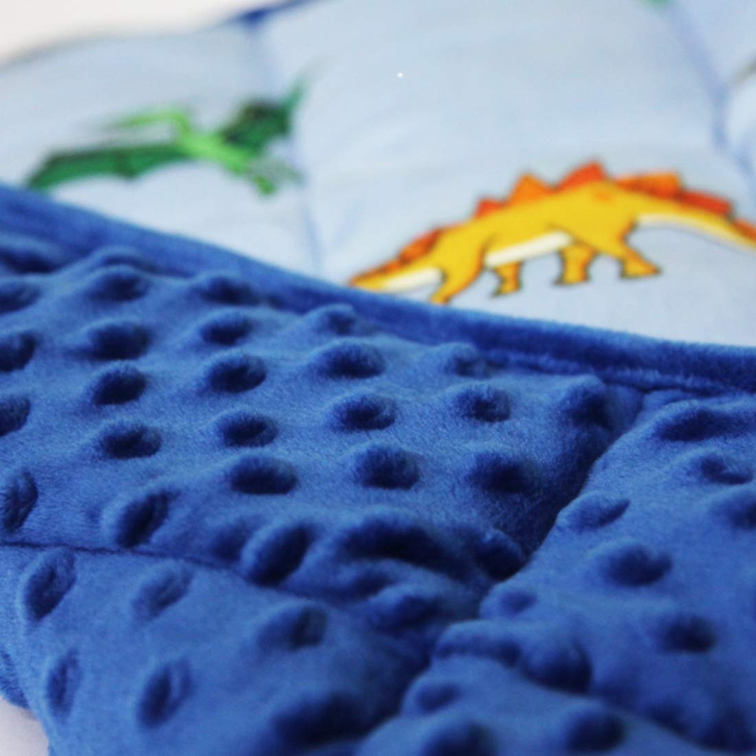 MAXTID couverture posée en voiture pour apaiser l'enfant durant le trajet