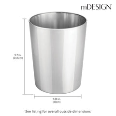 mDesign corbeille Mirri posée en salle de bain, aspect propre et pratique