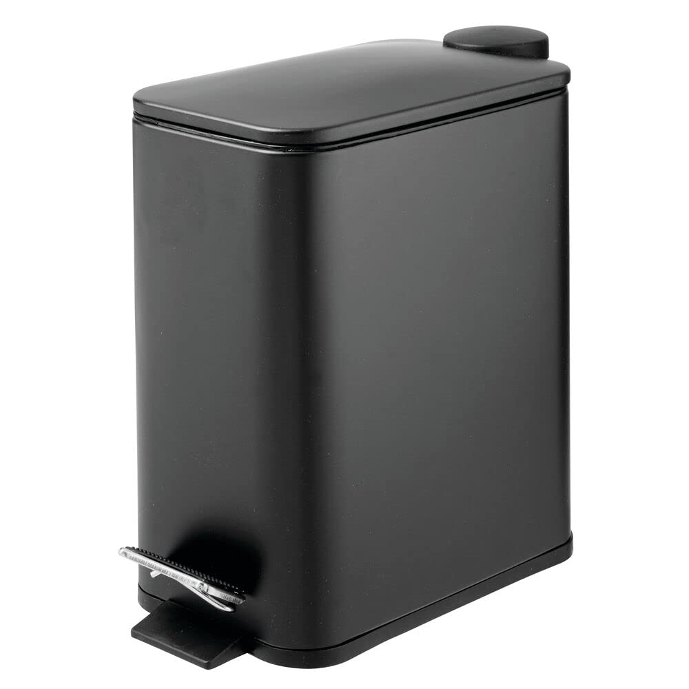 mDesign poubelle face avant noire compacte, gain d'espace immédiat