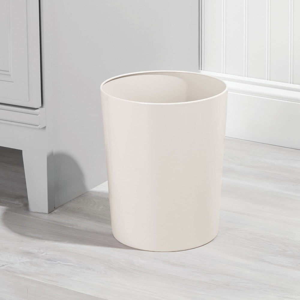 mDesign gros plan acier inoxydable montrant texture durable