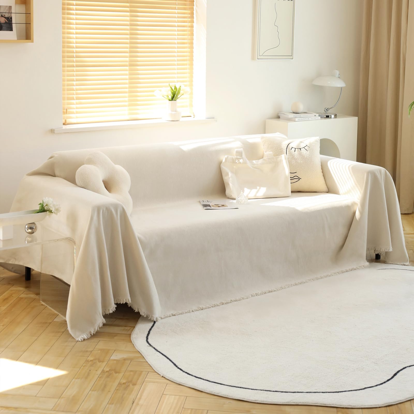 MEETSKY gros plan chenille montrant texture douce durable