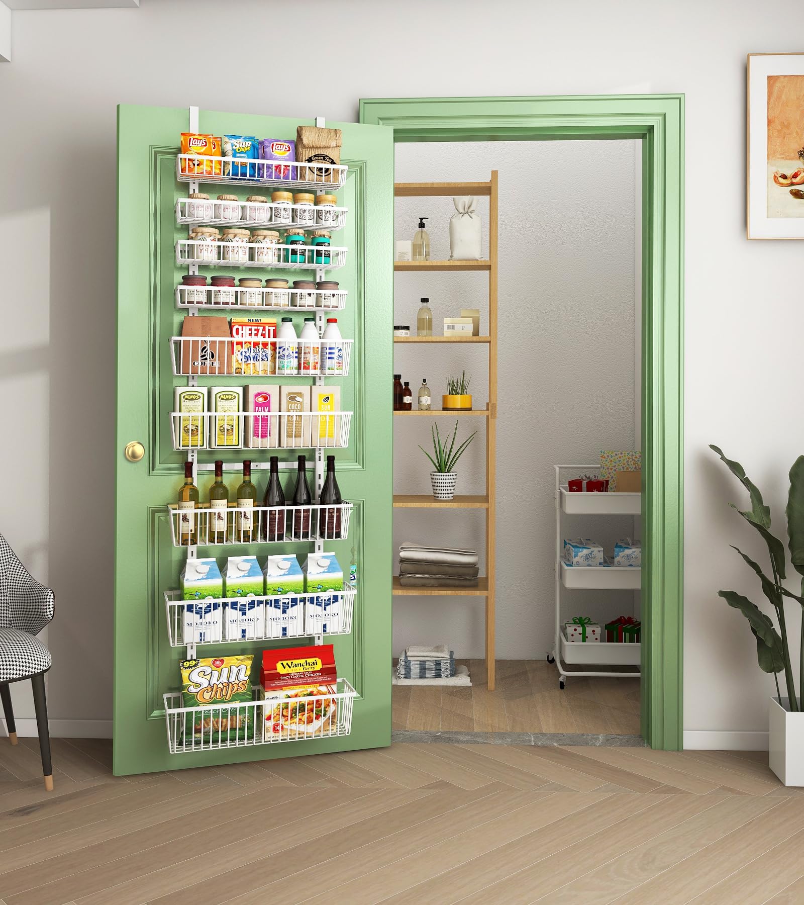 Mefirt mise en scene dans salle de bain et placard pour rangement polyvalent