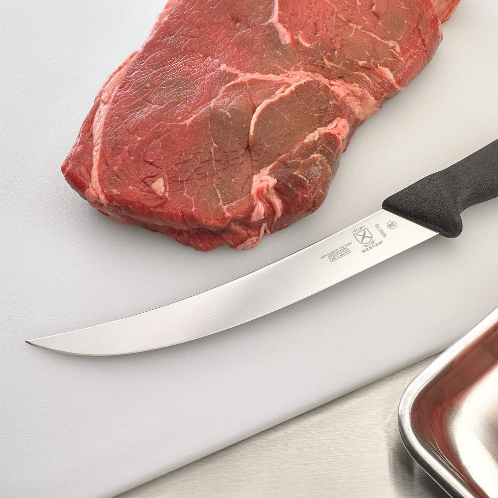 Mercer Culinary gros plan sur la lame pour illustrer résistance et finition miroir