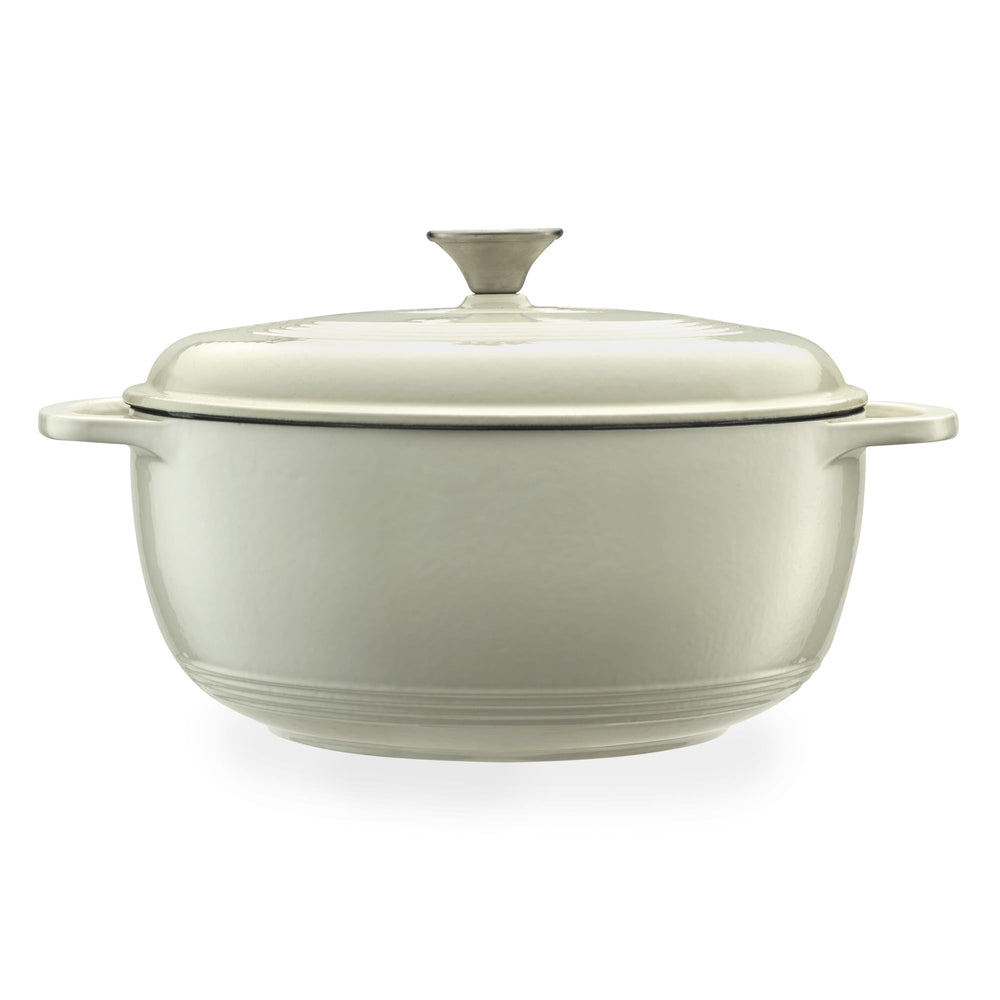 Mercer Culinary cocotte face avant blanche montrant design élégant et solidité
