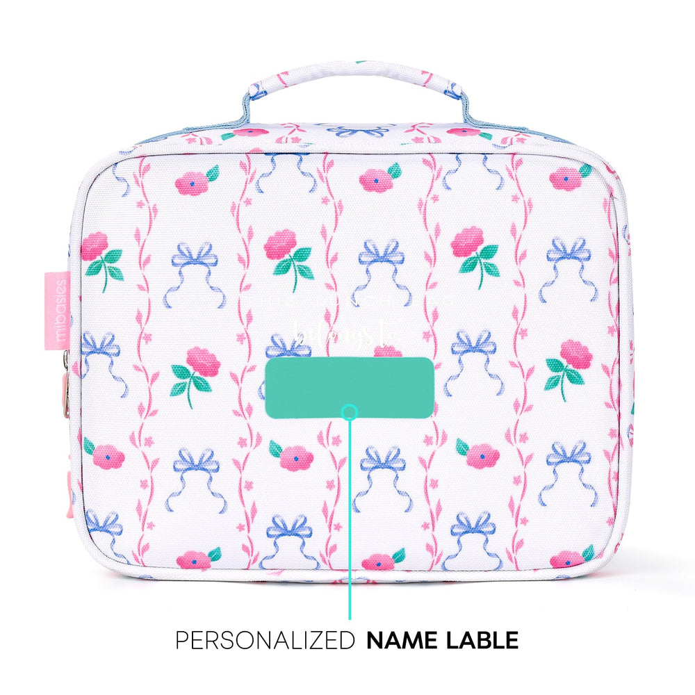 mibasies enfant utilisant la lunch box à la récréation, repas organisé