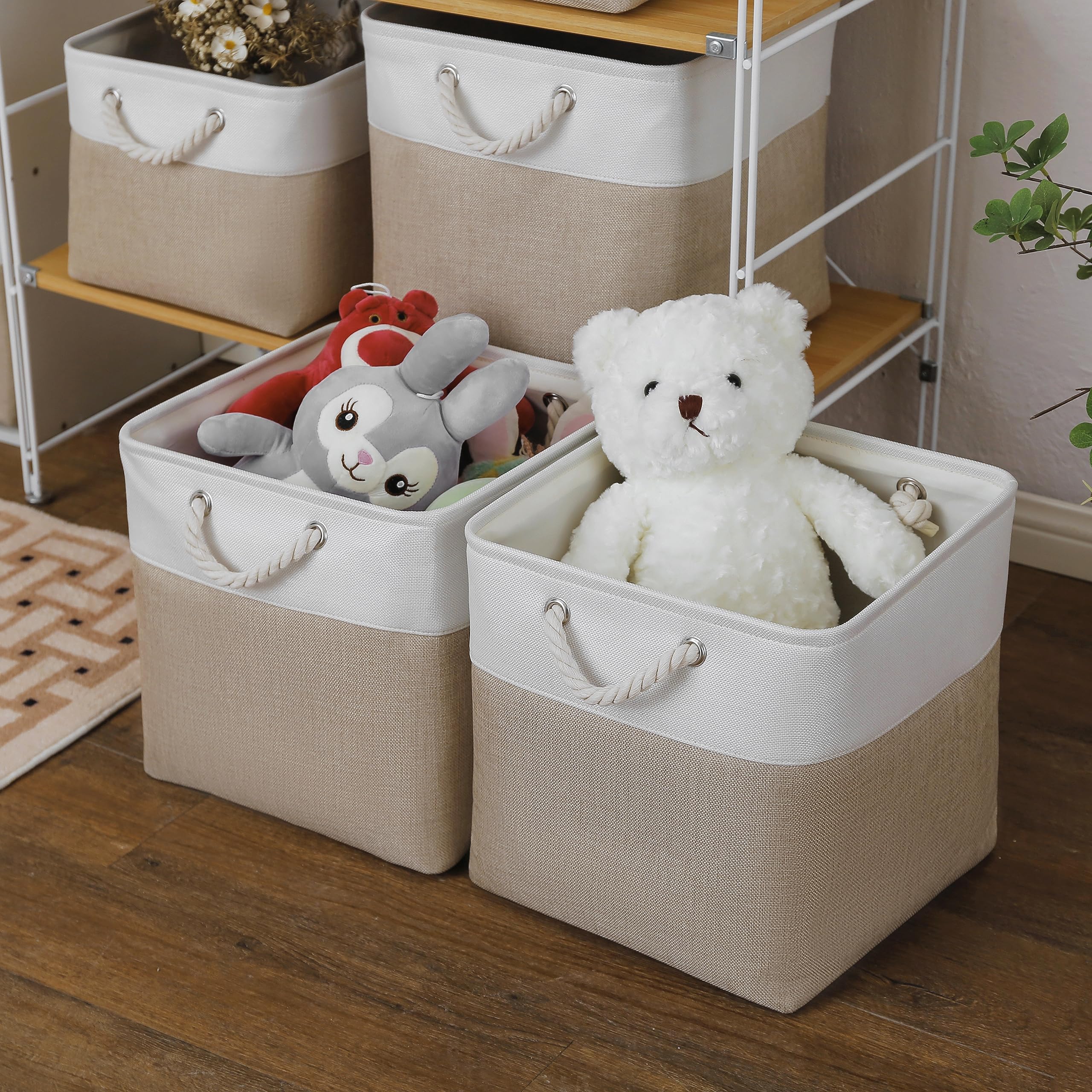 MidmmVick panier utilisé dans un placard, organise vêtements et accessoires facilement