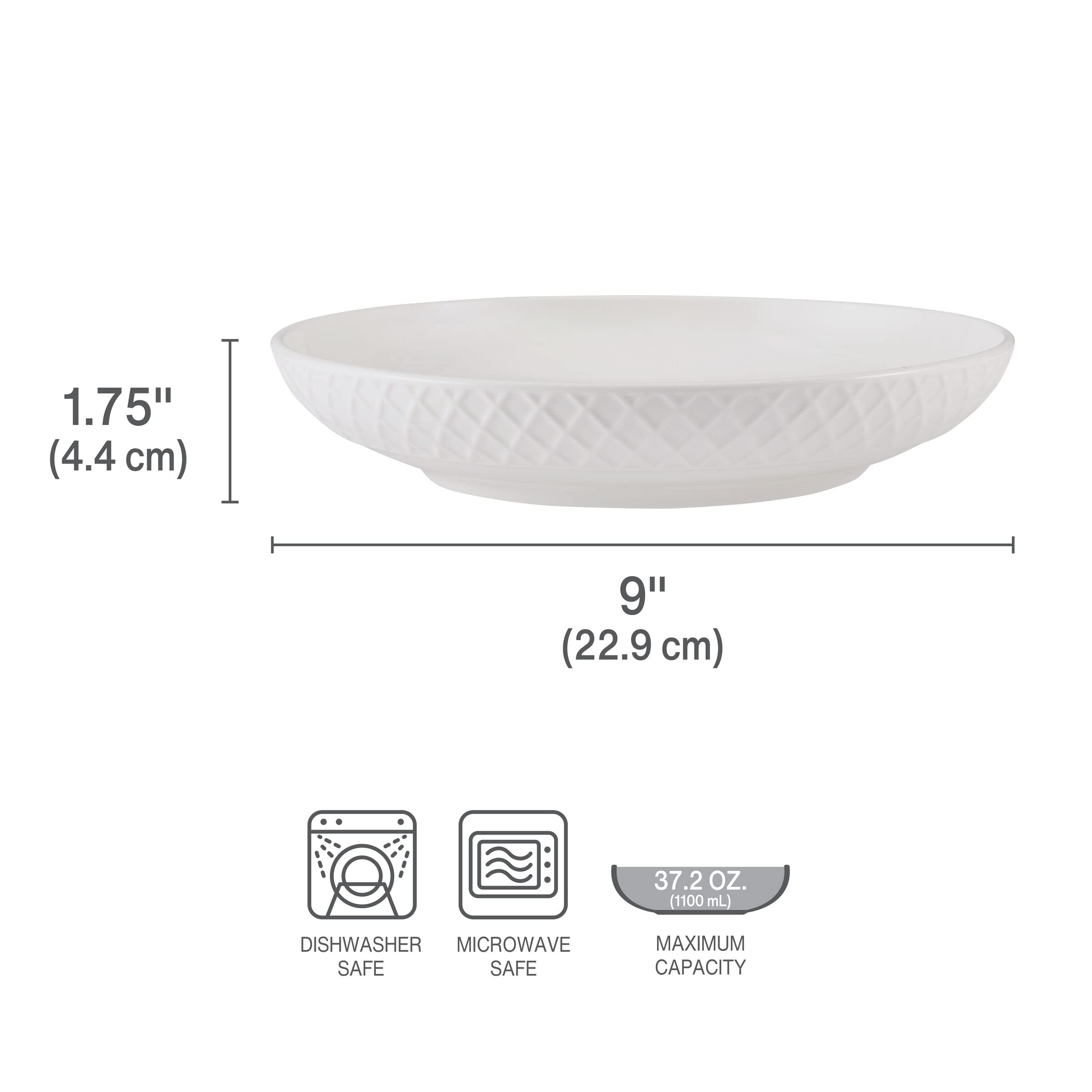 Mikasa Trellis bol en usage avec pâtes montrant portion généreuse